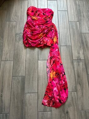 Strapless Floral Ruched Mini Dress in Hot Pink
